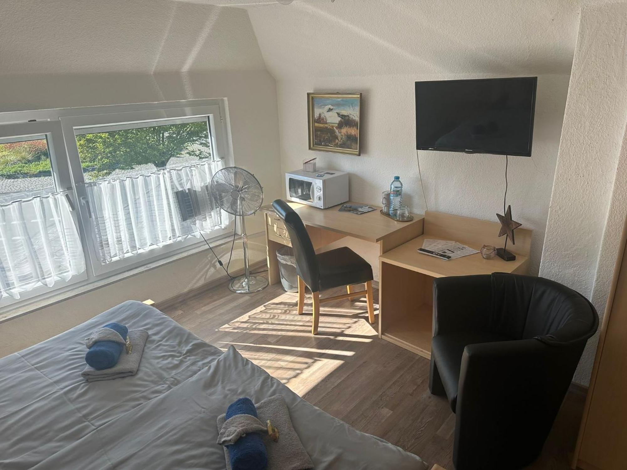 Zentrale Doppelbettzimmer Nordenham Luaran gambar